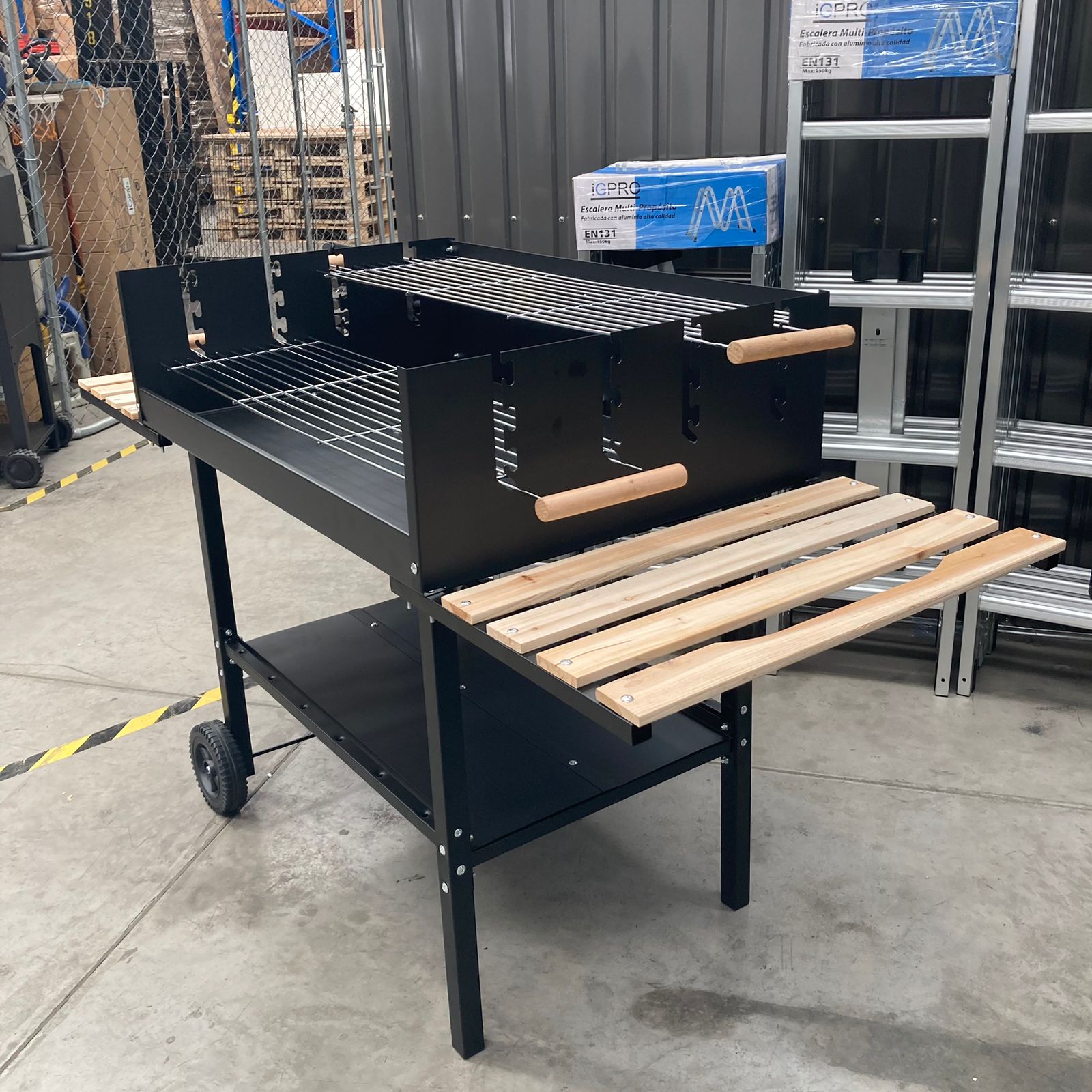 PARRILLA CARBON 2 NIVELES CON RUEDAS