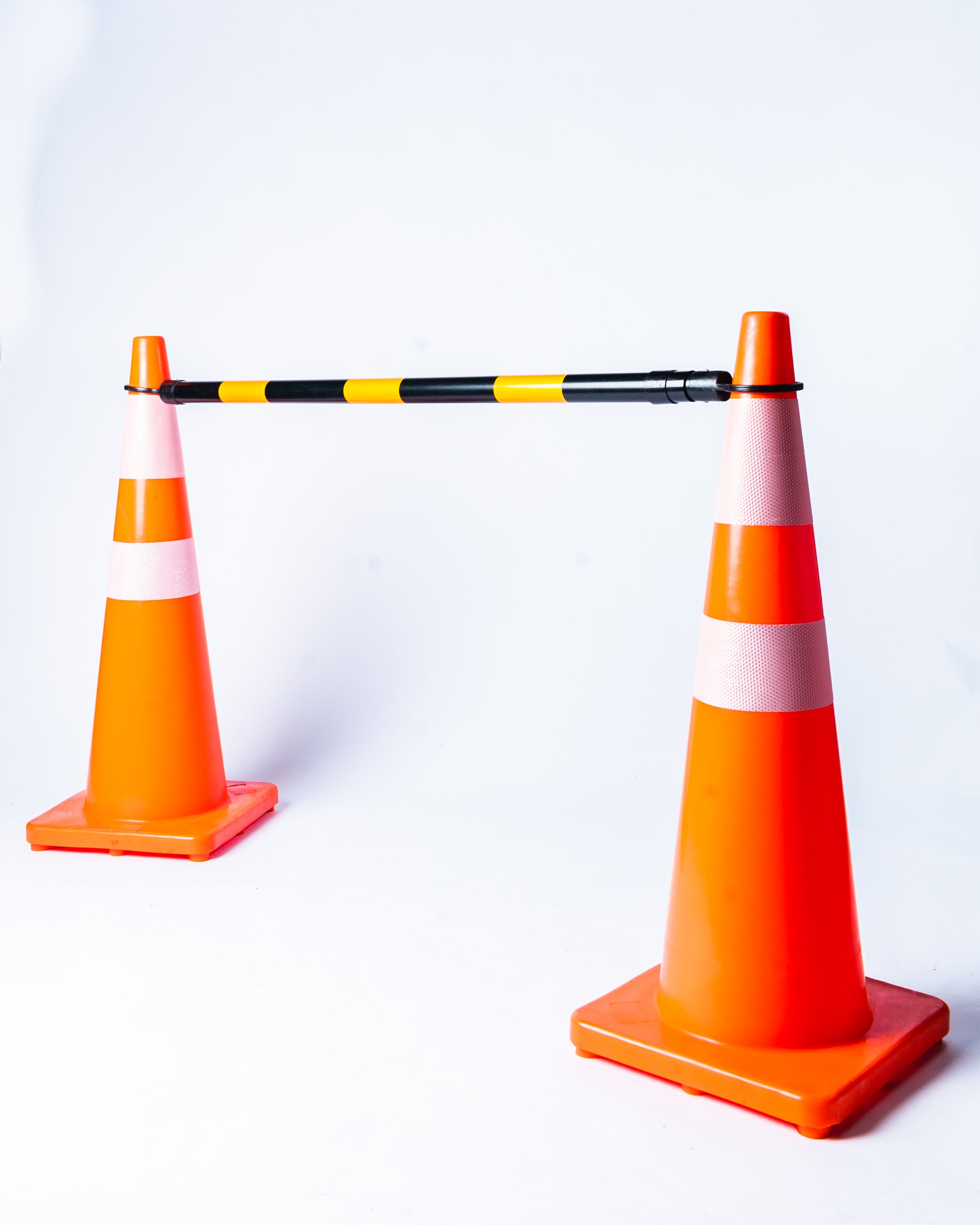 CONO PVC REFLECTIVO TRANSITO RUTA SEÑALIZACION 90 CM BASE NORMAL