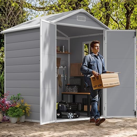 DEPOSITO PLÁSTICO JARDÍN GRIS 2.44 m2